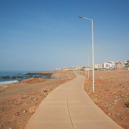 Aparthotel Cesaria Beach Praia Exteriör bild